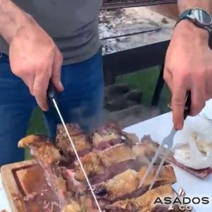 Asado-CortarCarne-640x640-gAaC