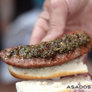 Choripan con Chimichurri Casero